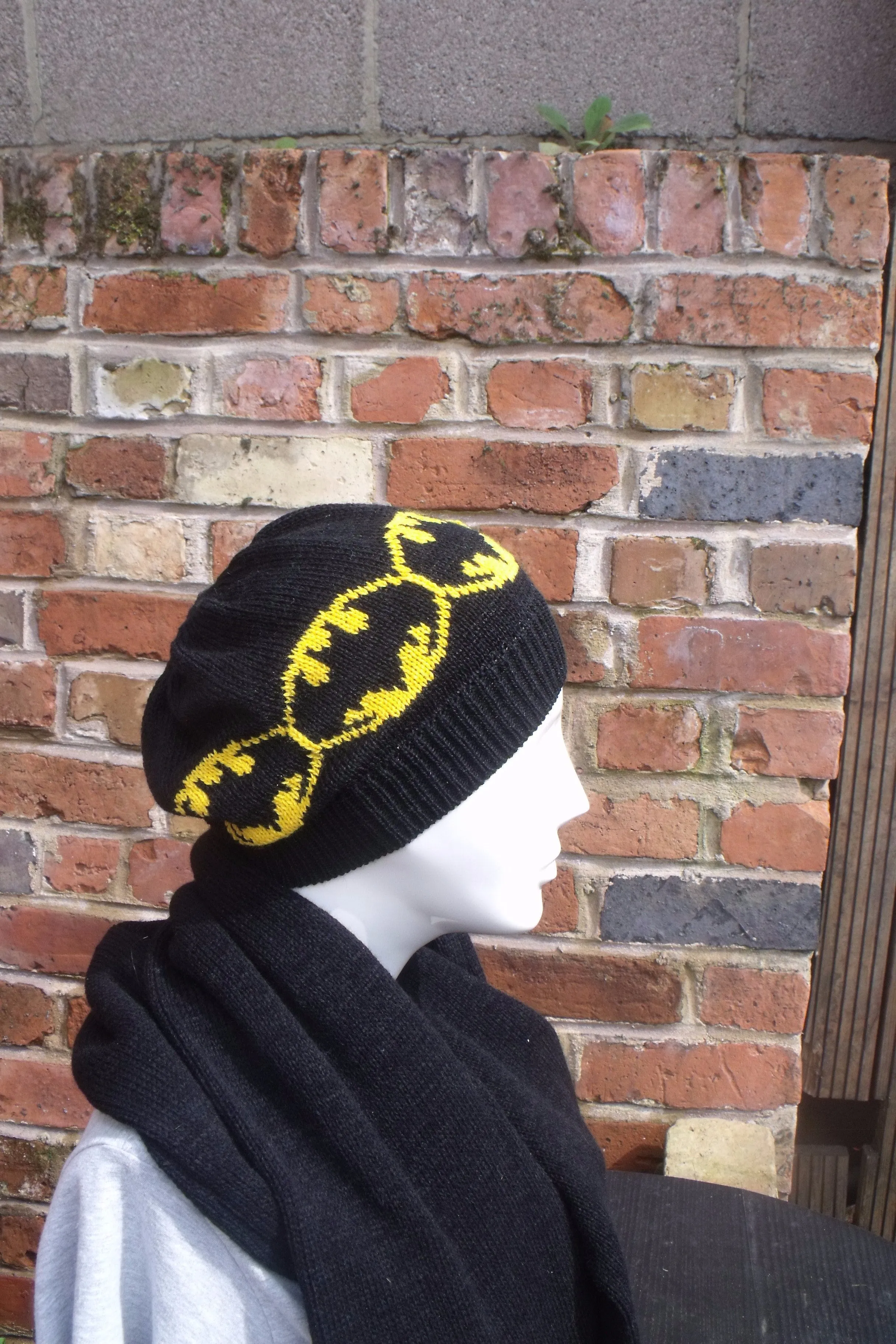 Batman Inspired, Hat and double thick 6ft Long scarf set, Black, Yellow, Super Hero