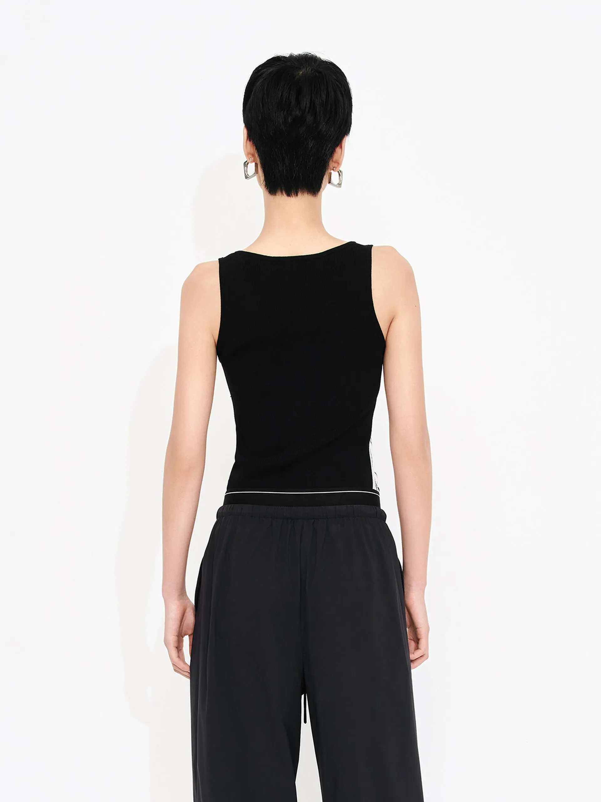 Contrasting Trim Tank Top