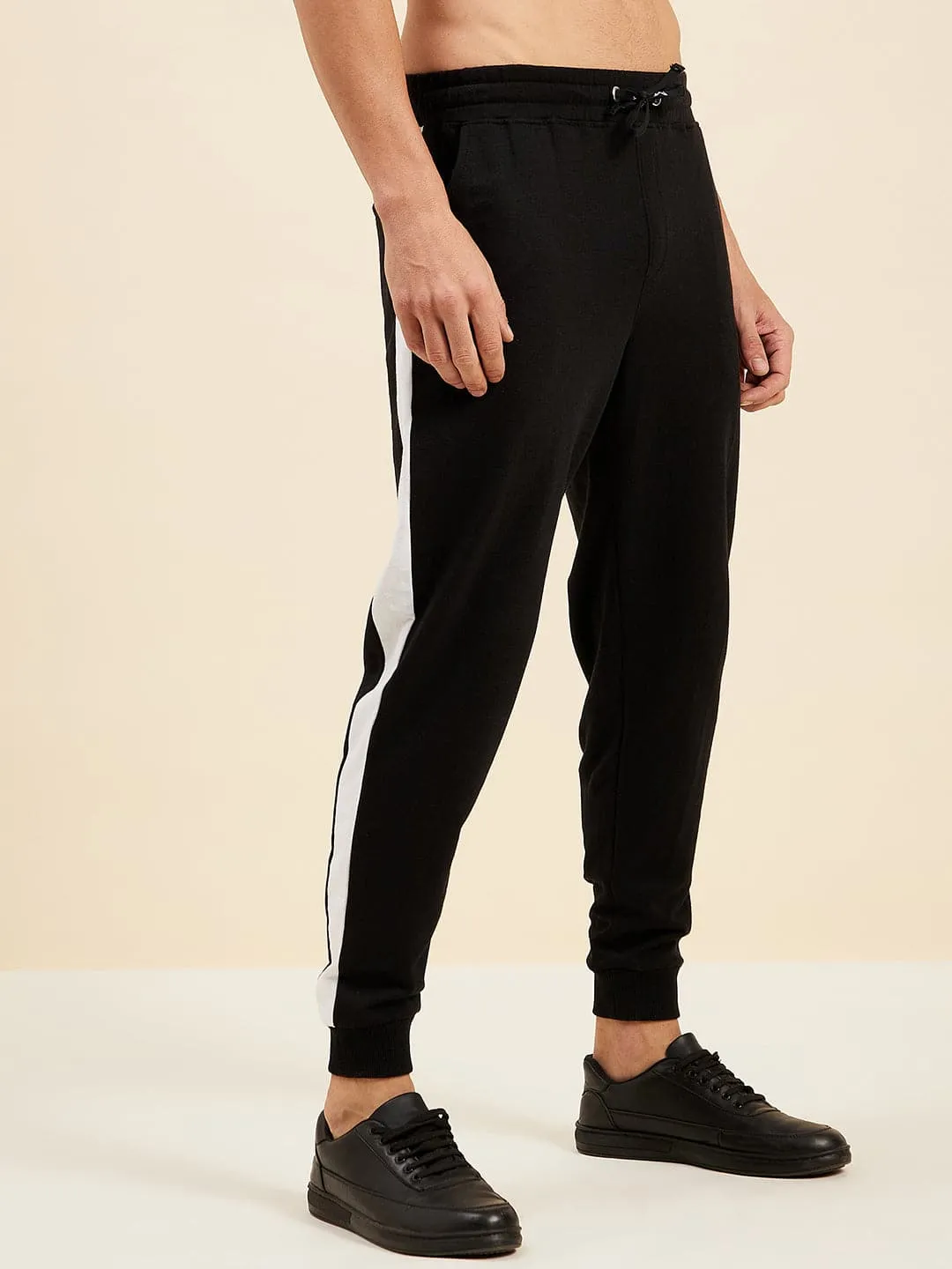 Men Black Relax Fit Side Tape Joggers