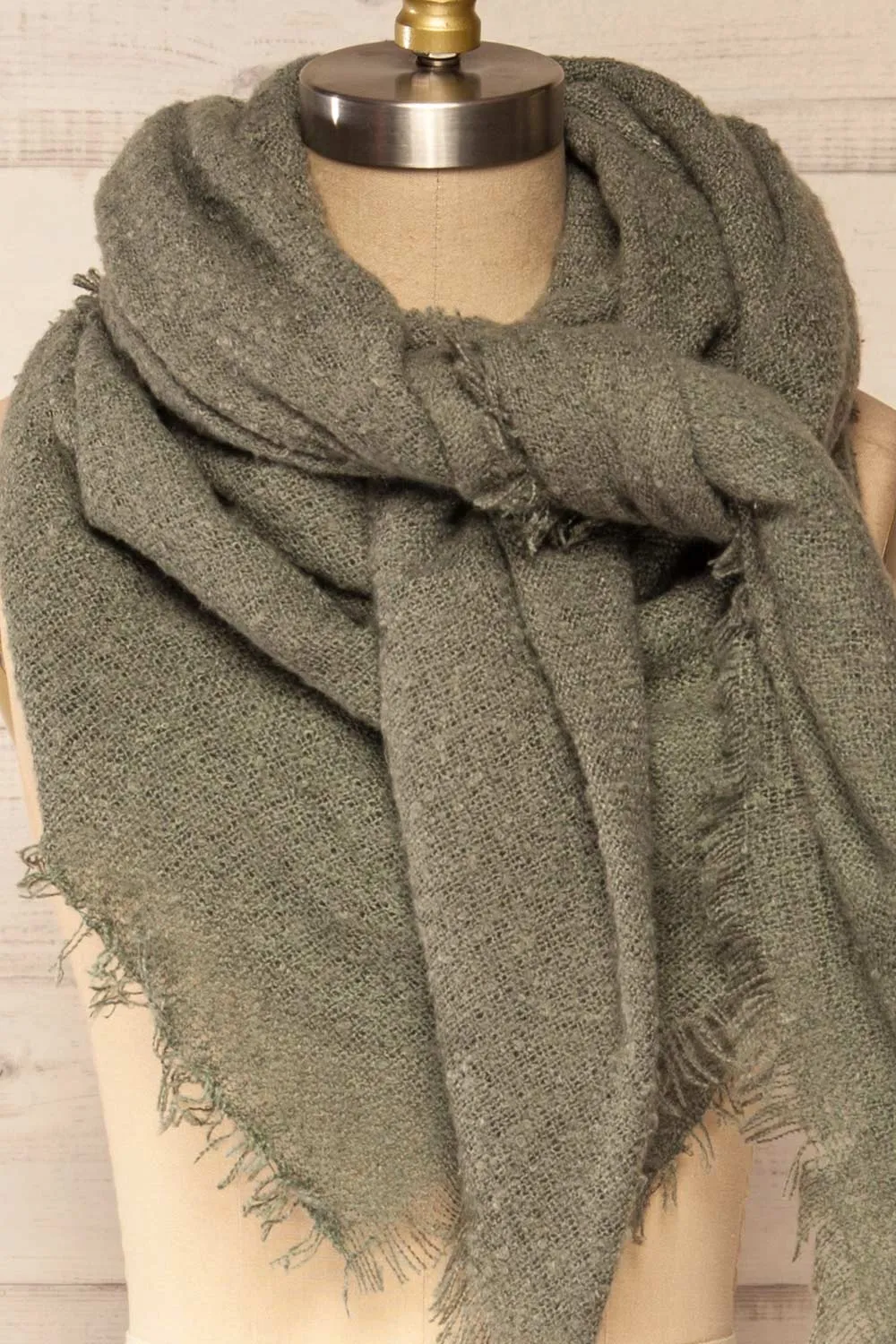 Mohaire Grey | Soft Knit Scarf