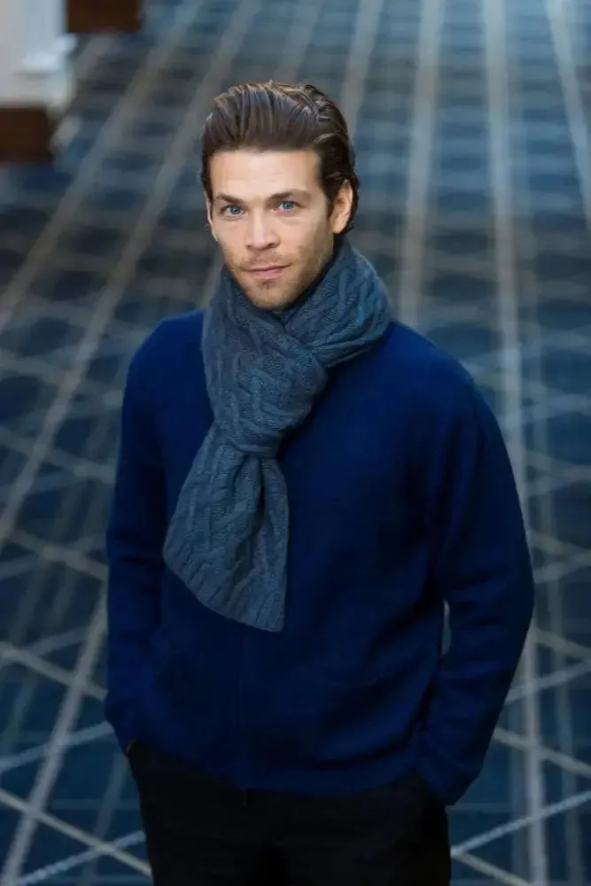 Renzo Man Scarf Qiviut, Merino & Silk