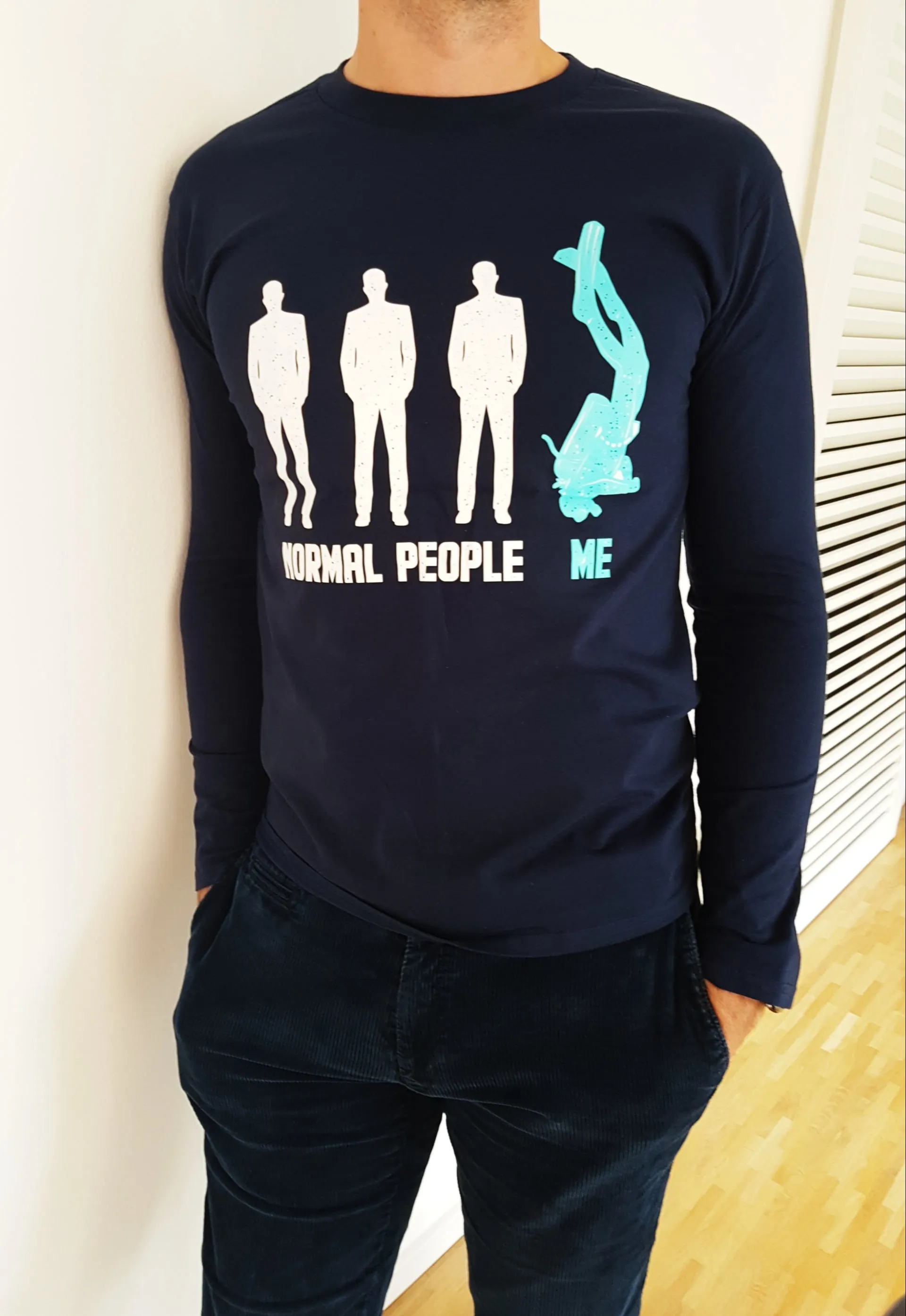 Scuba diving Sweatshirt for Men | Normal Peoples - various colours